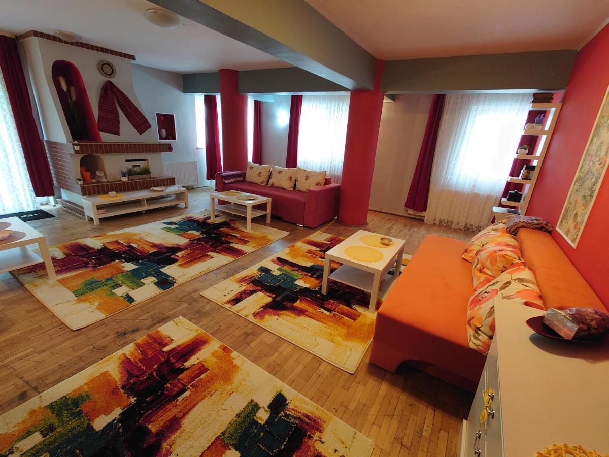 Andreea'S Apartments-Old Town บูคาเรสต์ ภายนอก รูปภาพ