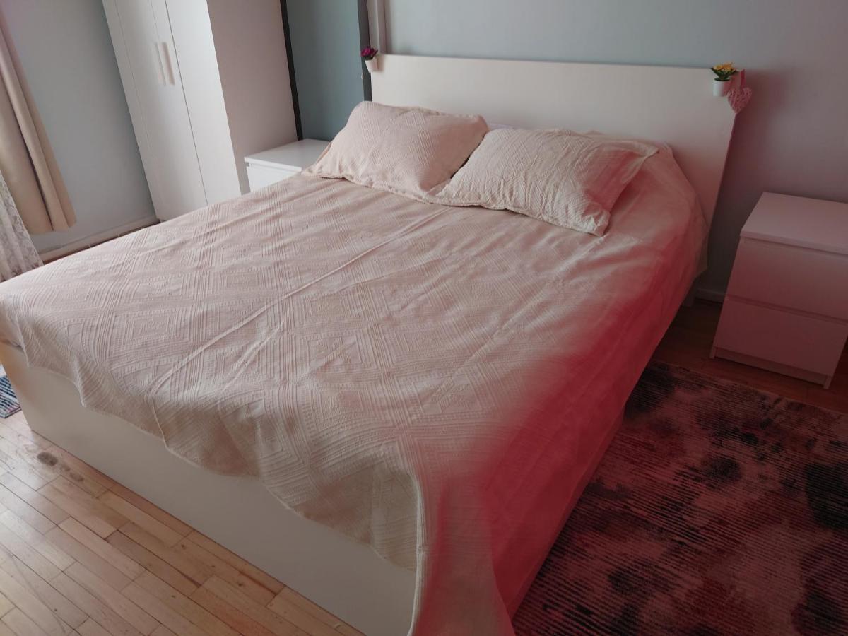 Andreea'S Apartments-Old Town บูคาเรสต์ ภายนอก รูปภาพ