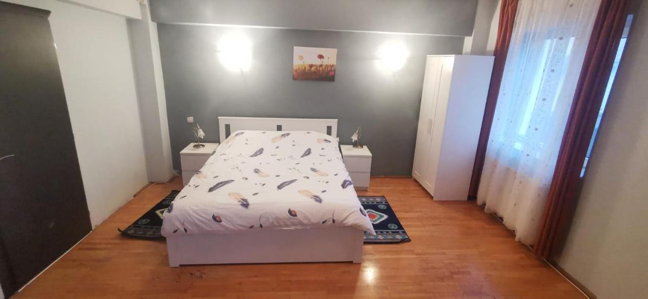 Andreea'S Apartments-Old Town บูคาเรสต์ ภายนอก รูปภาพ